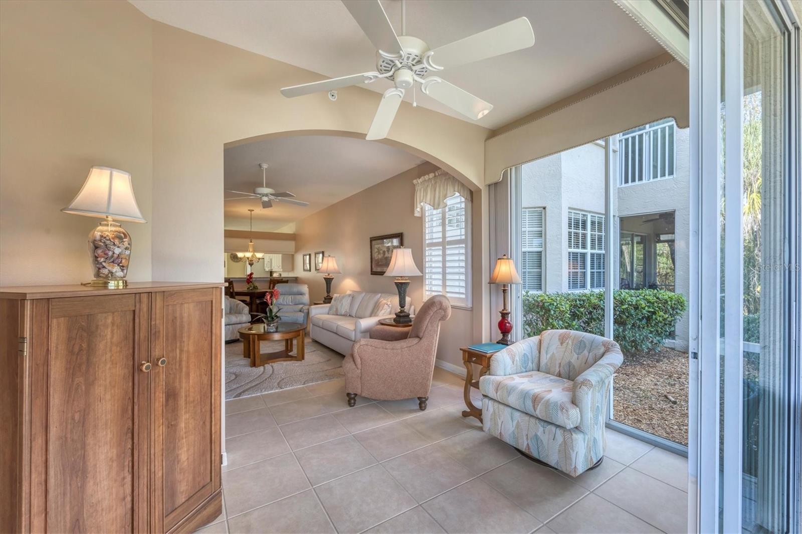 Image 9 of 69 For 107 Woodbridge Drive 102