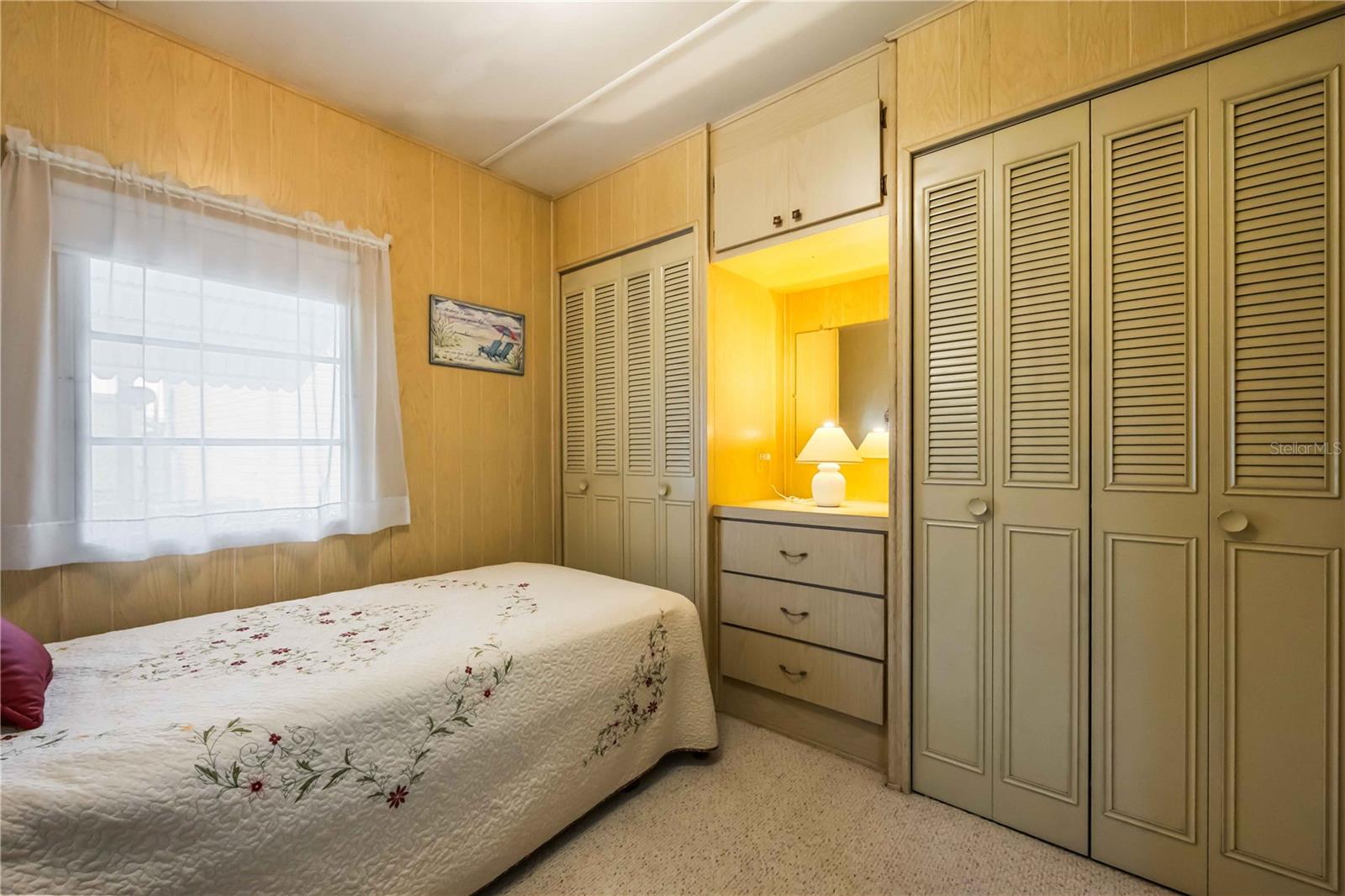 Image 28 of 48 For 239 Inner Drive E