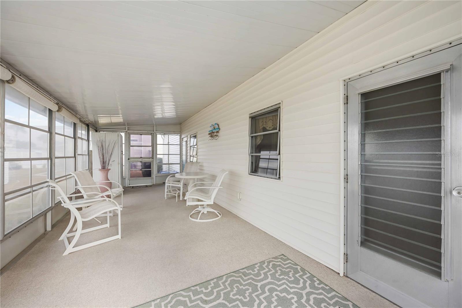 Image 29 of 48 For 239 Inner Drive E