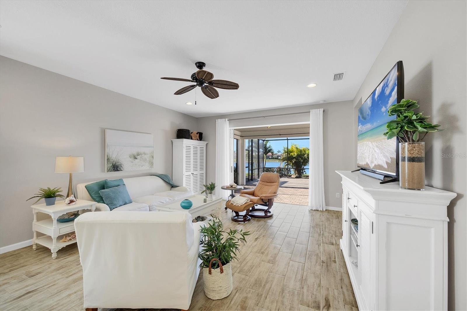 Image 19 of 95 For 11516 Renaissance Boulevard