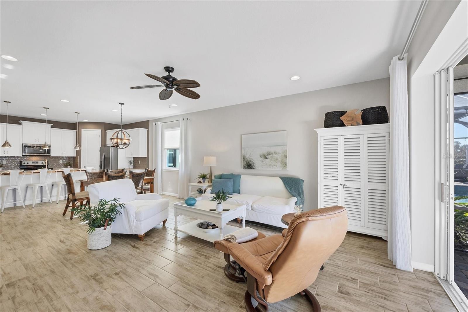 Image 20 of 95 For 11516 Renaissance Boulevard