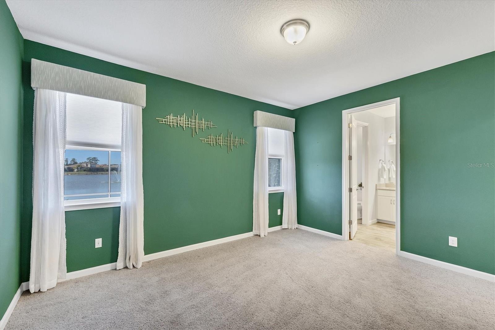 Image 23 of 95 For 11516 Renaissance Boulevard