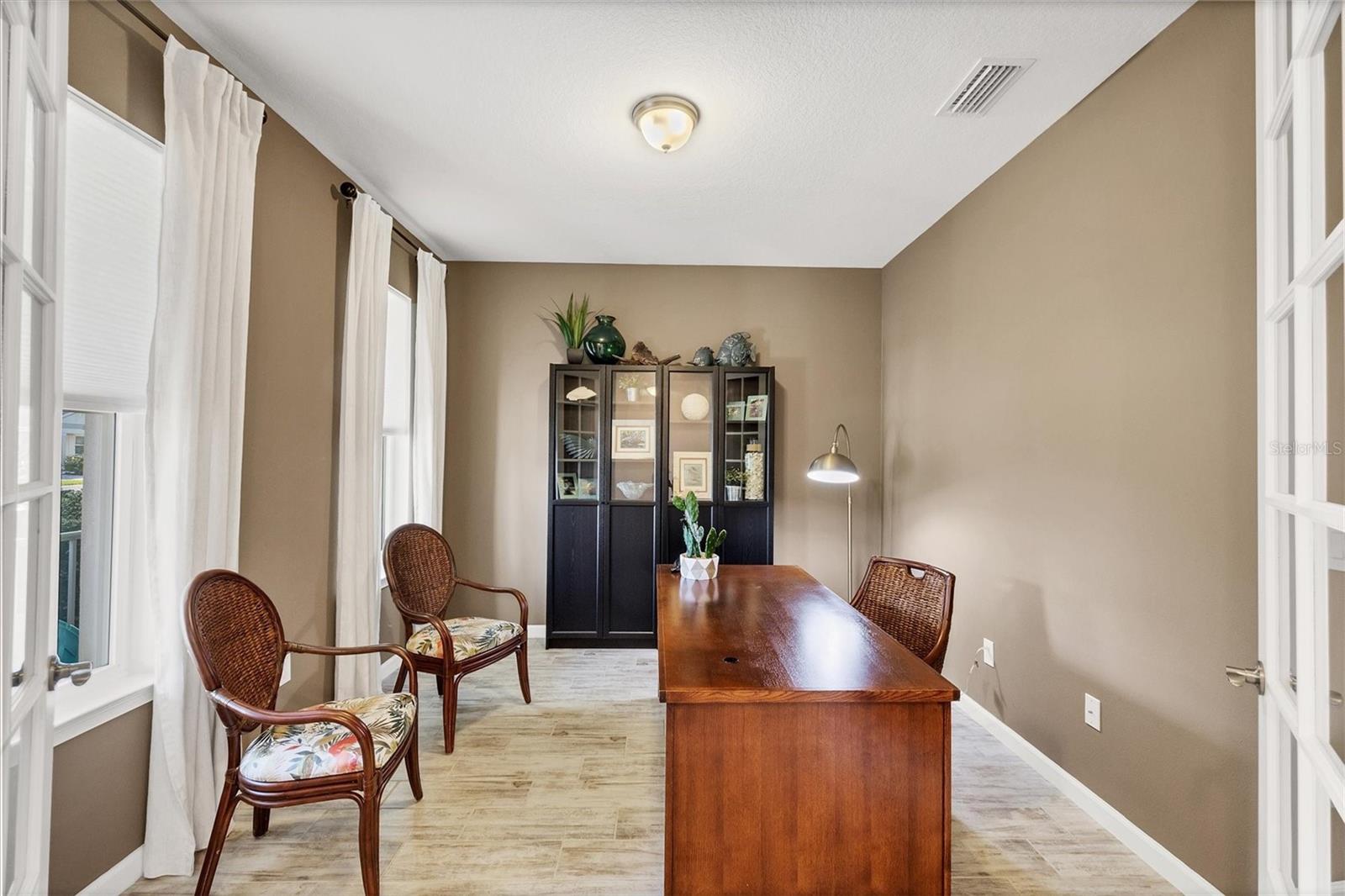 Image 8 of 95 For 11516 Renaissance Boulevard