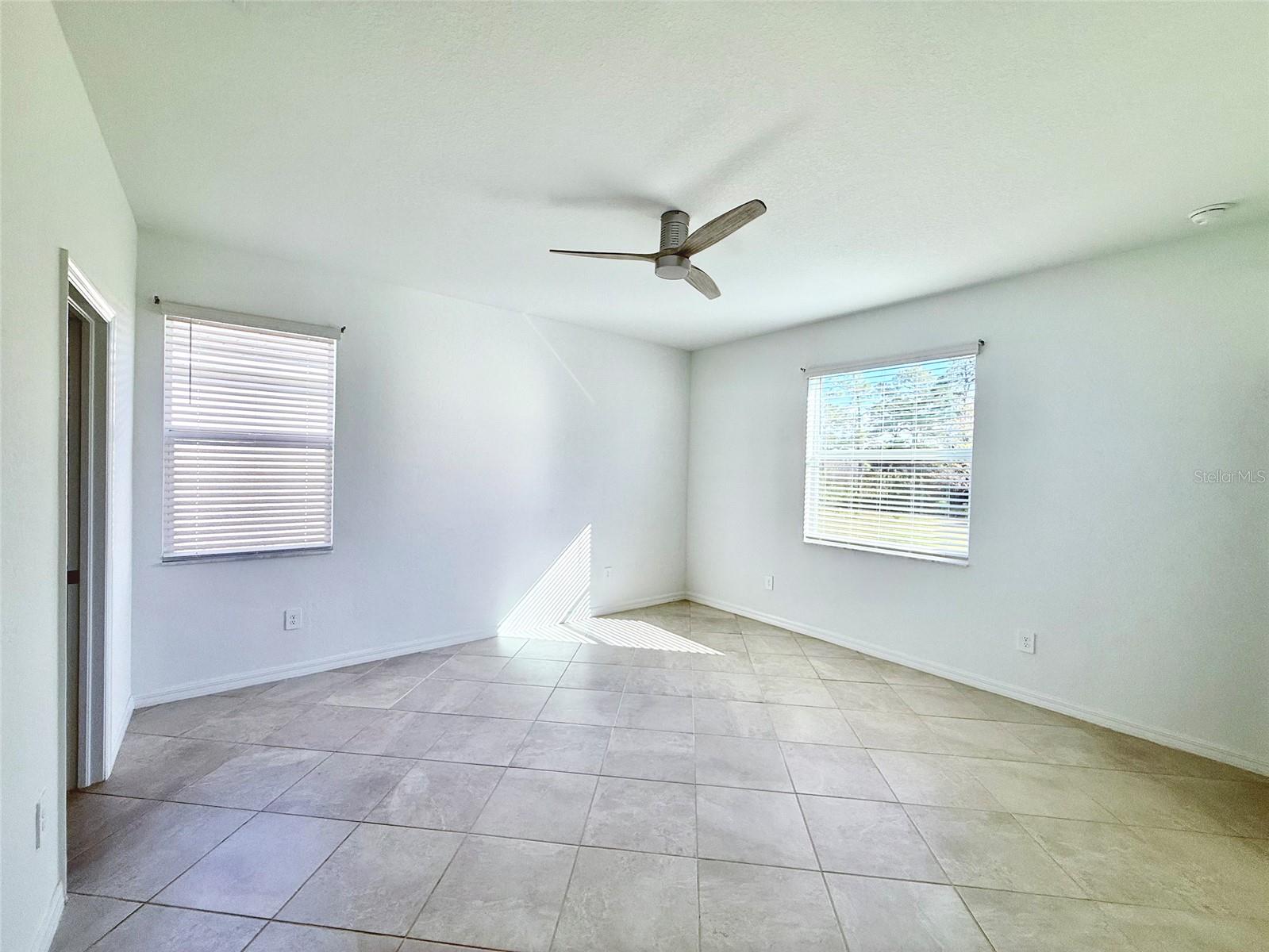 Image 14 of 36 For 10995 Pinot Drive