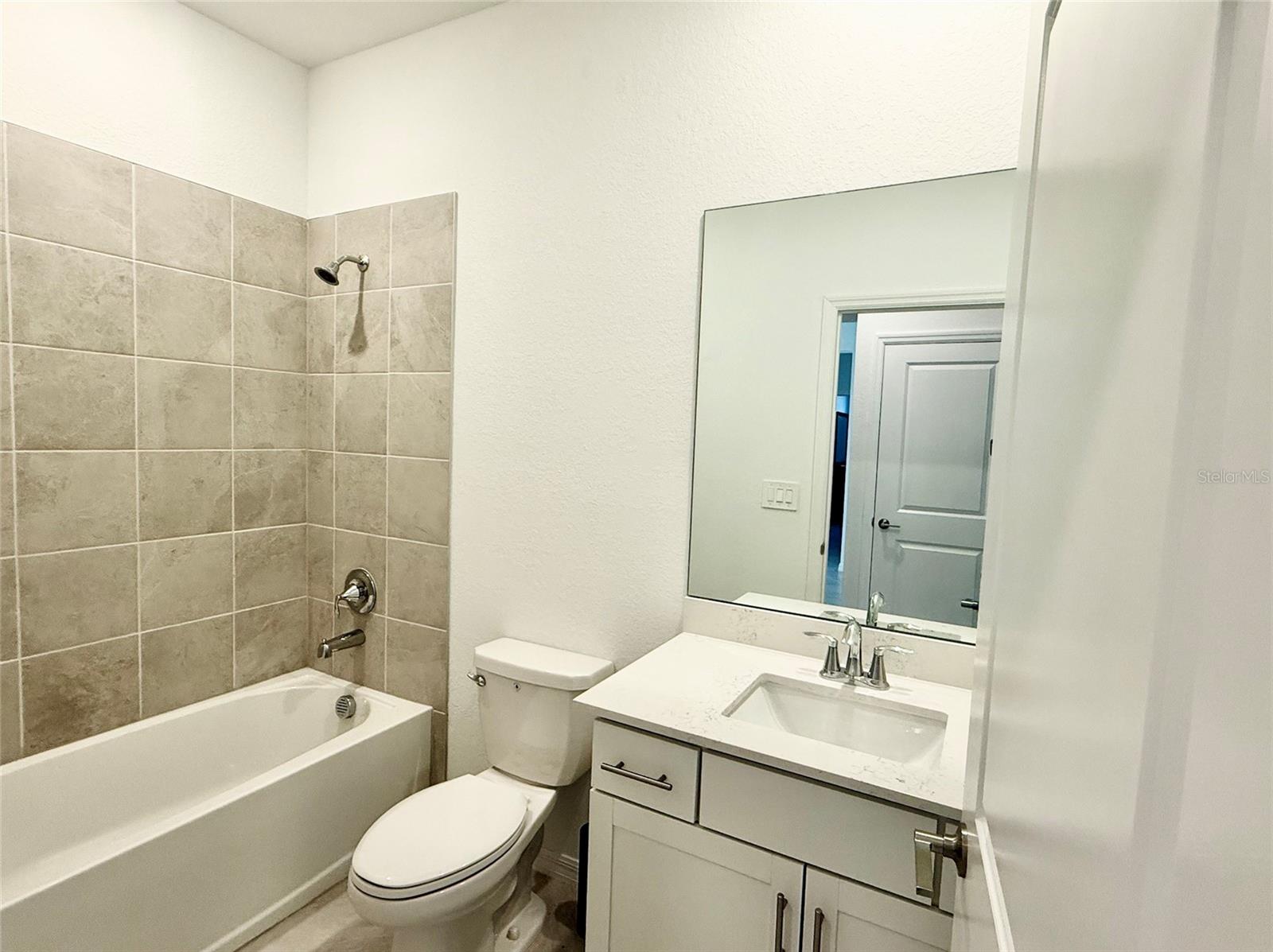 Image 25 of 36 For 10995 Pinot Drive