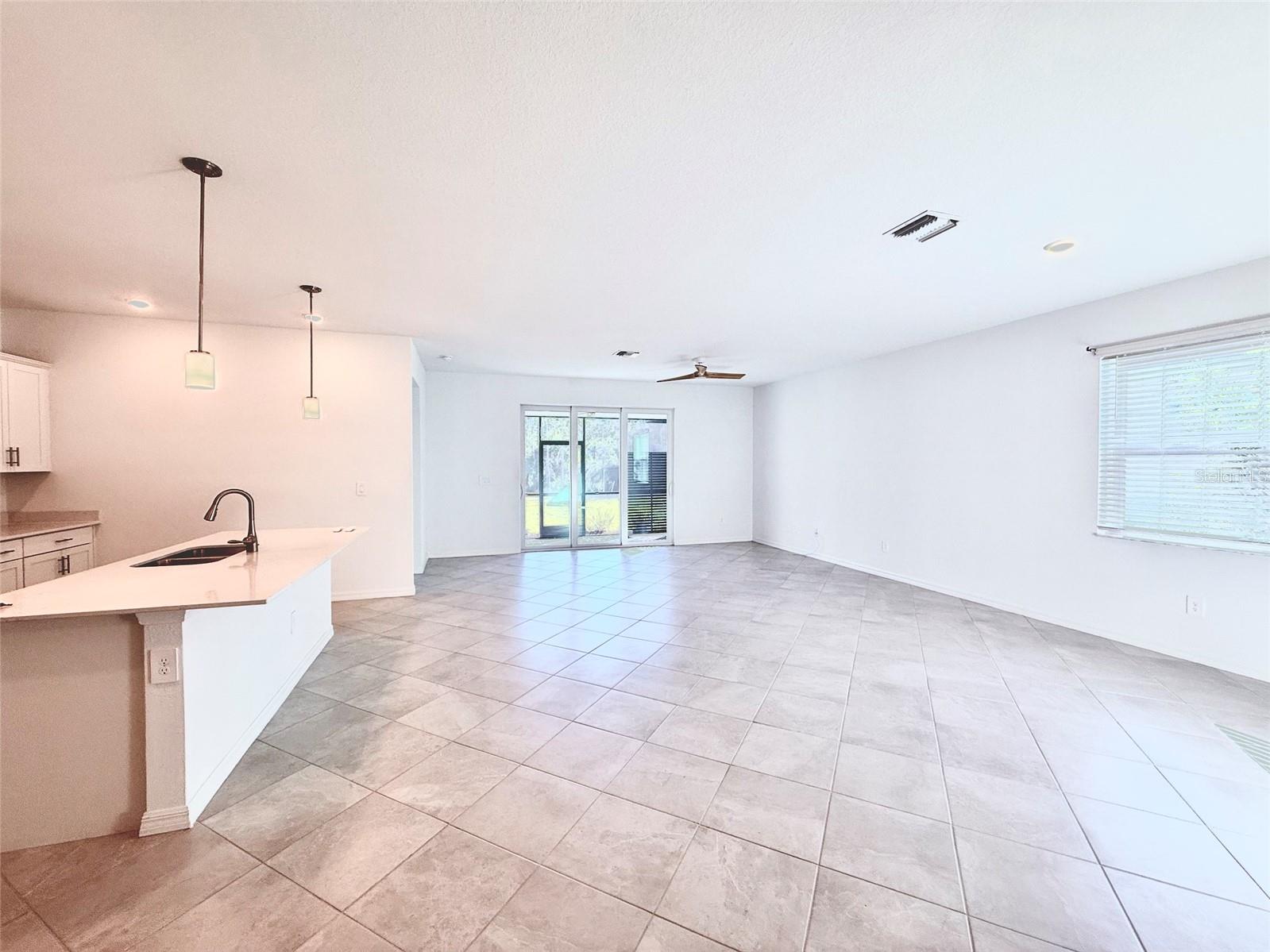 Image 6 of 36 For 10995 Pinot Drive