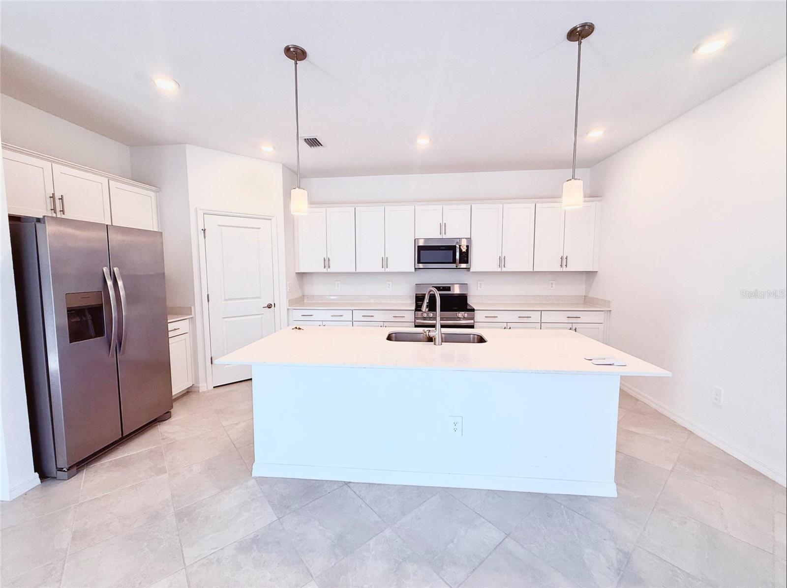 Image 8 of 36 For 10995 Pinot Drive