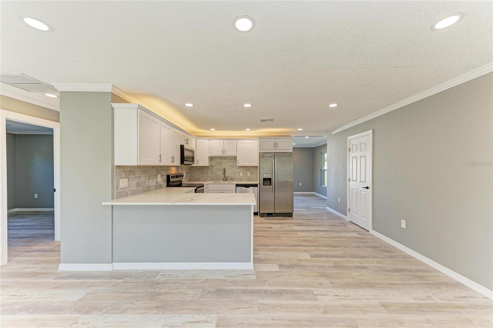 Image 12 of 71 For 1316 Ridgewood Avenue