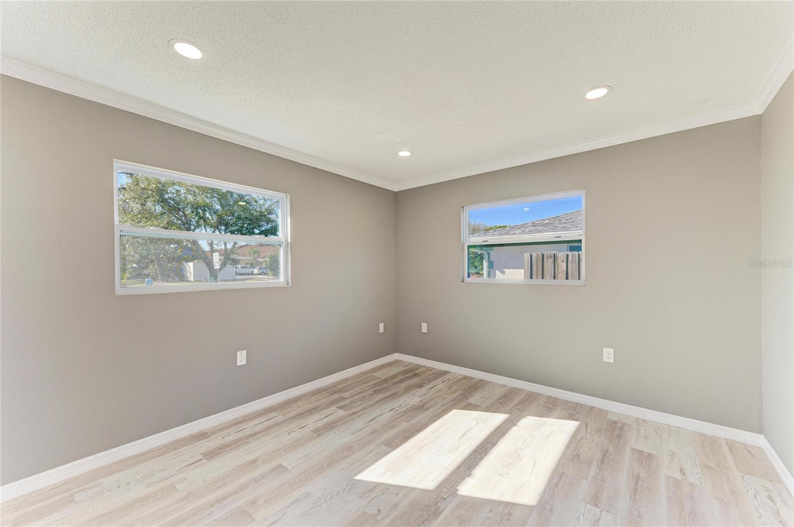 Image 22 of 71 For 1316 Ridgewood Avenue