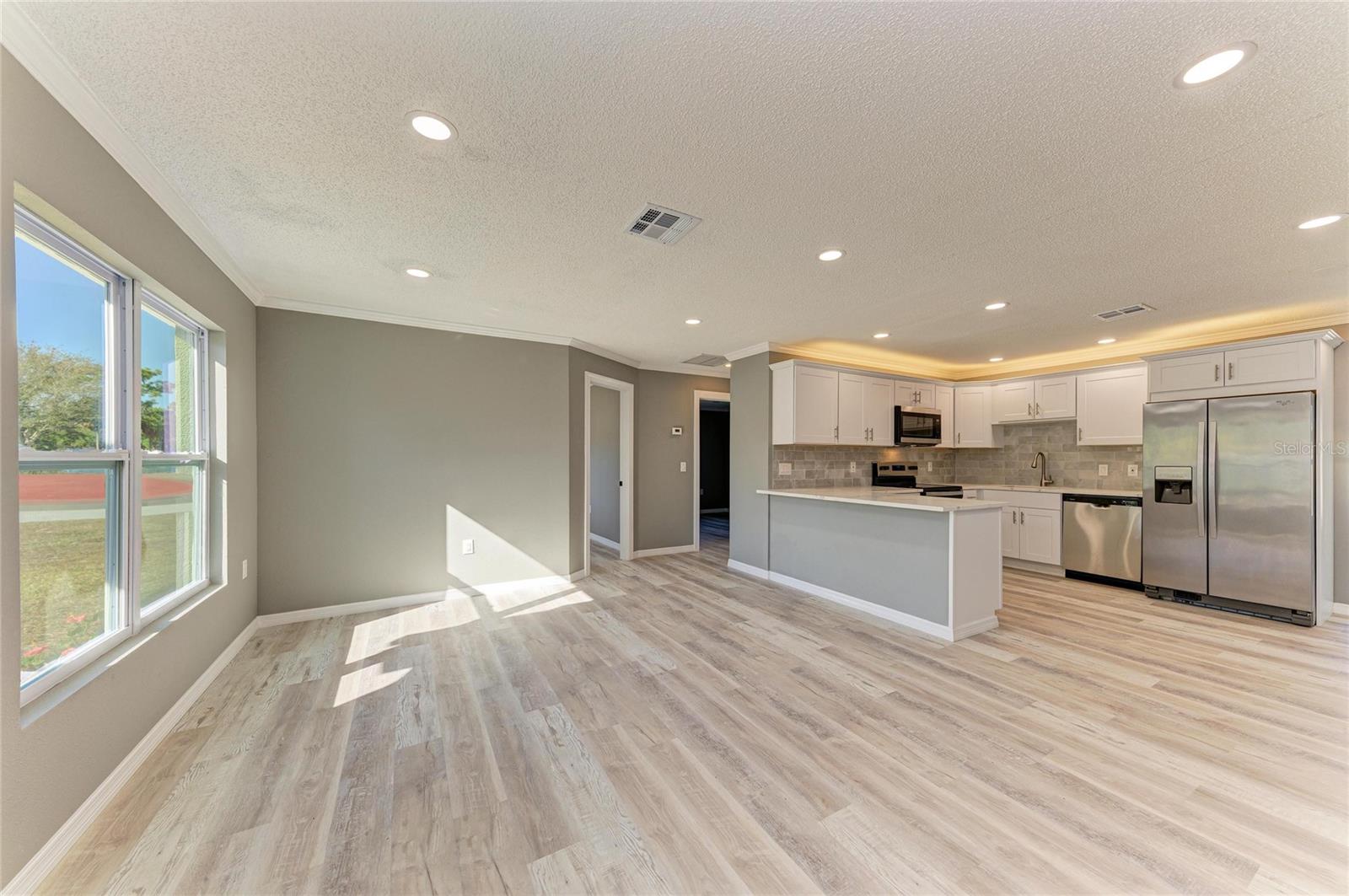 Image 9 of 71 For 1316 Ridgewood Avenue