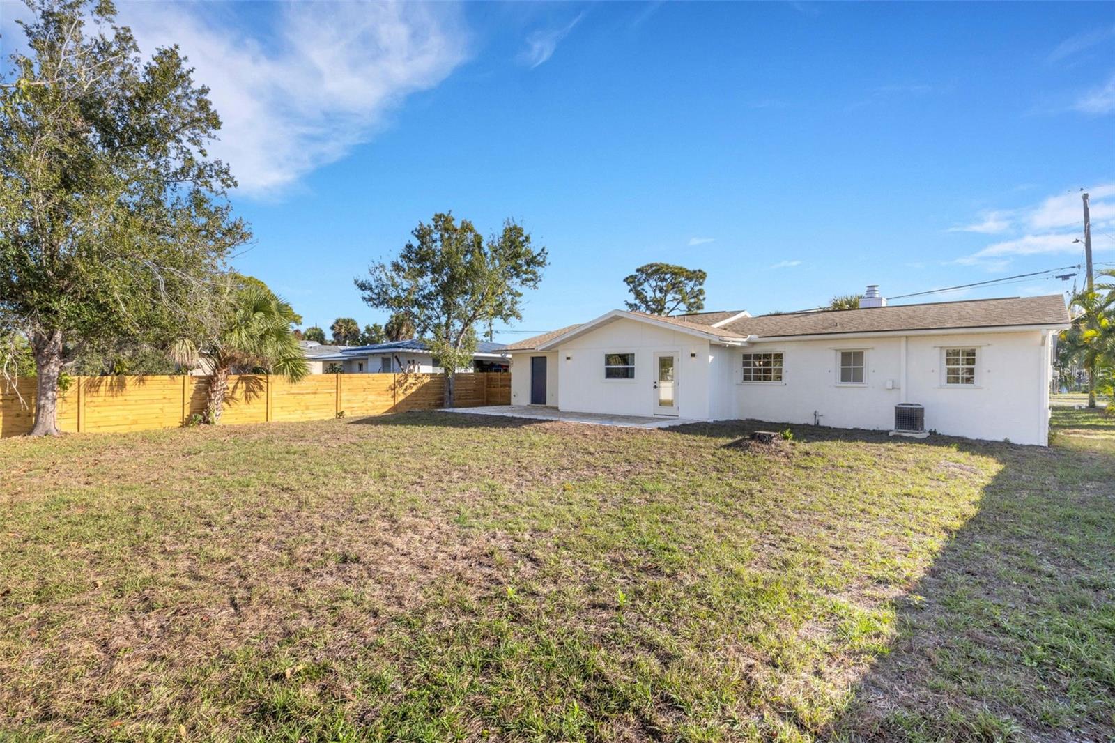 Image 10 of 59 For 1290 Oxford Drive