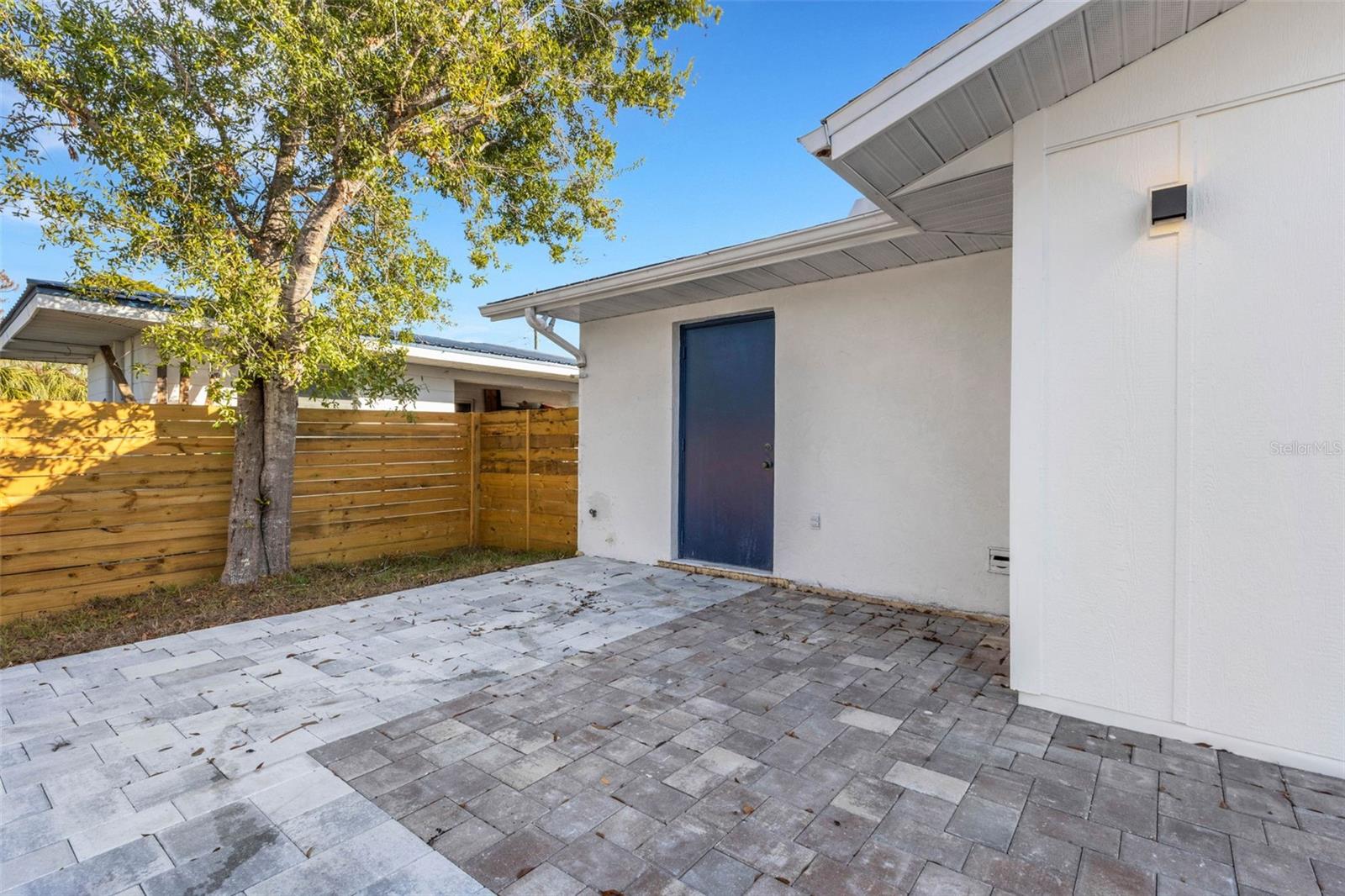 Image 47 of 59 For 1290 Oxford Drive