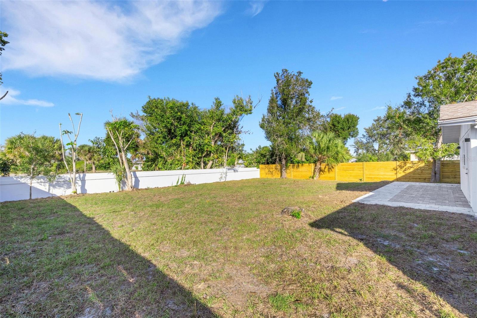 Image 50 of 59 For 1290 Oxford Drive