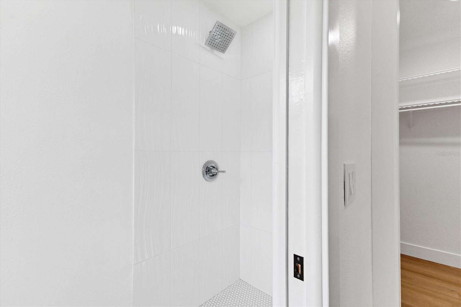 Image 18 of 32 For 218 Alsace Avenue