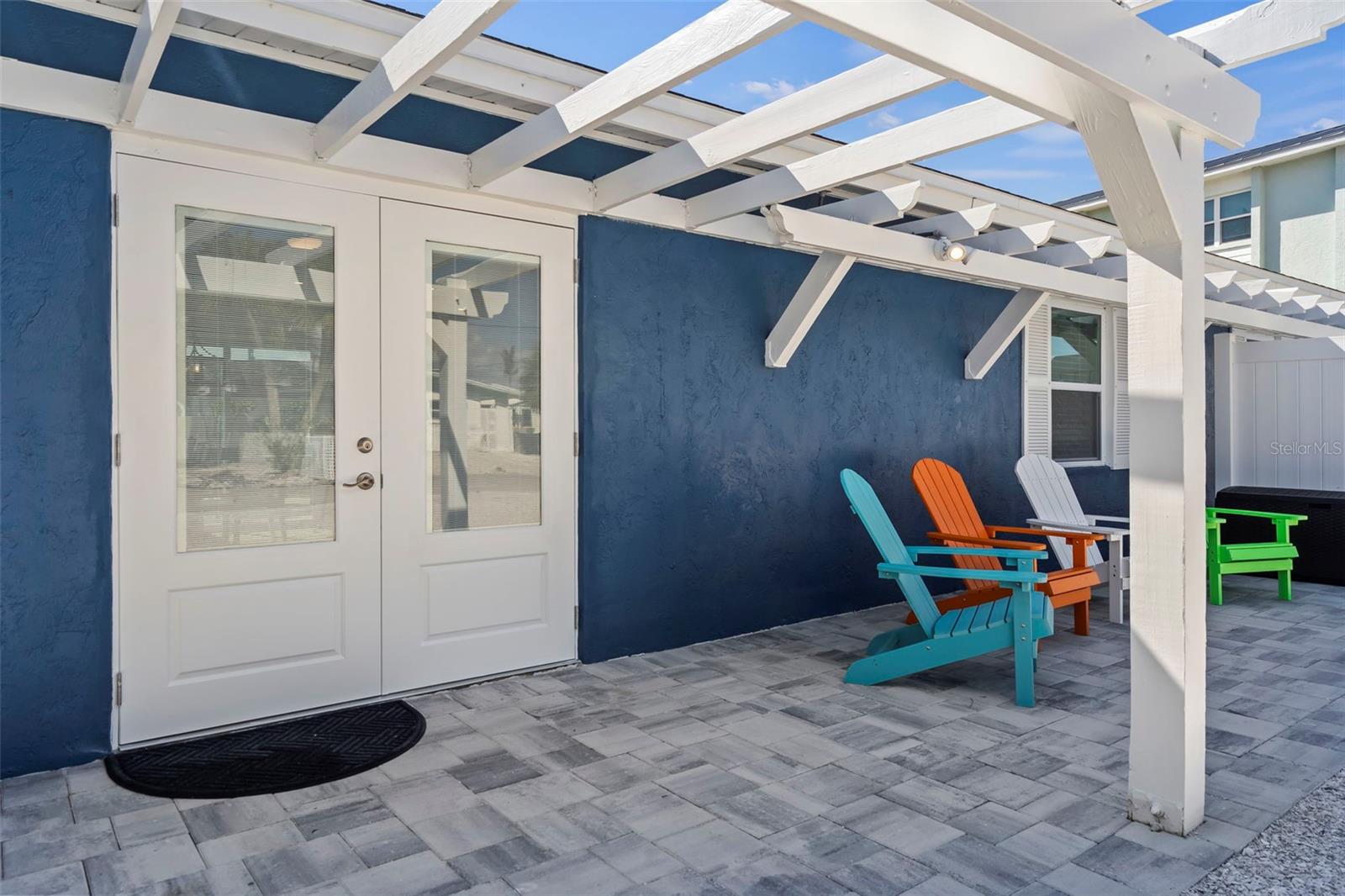 Image 3 of 52 For 1360 Holiday Drive A & B