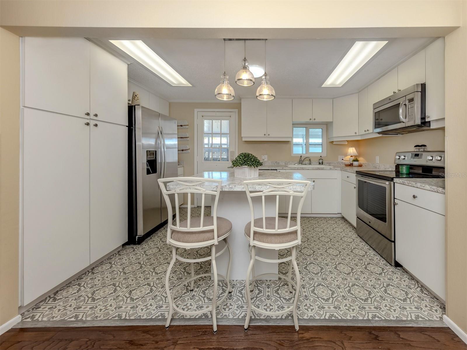 Image 21 of 78 For 1002 Jolanda Circle