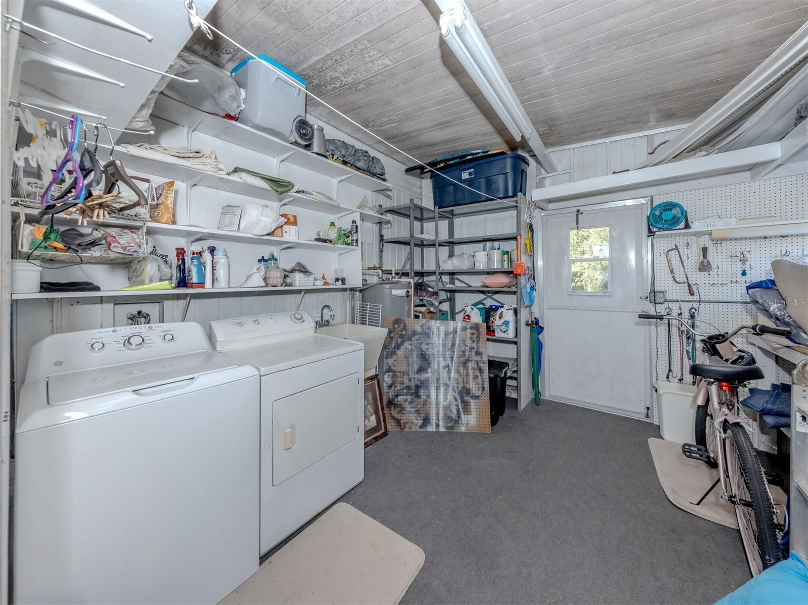 Image 31 of 78 For 1002 Jolanda Circle