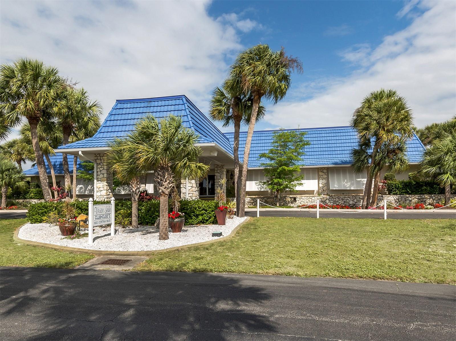 Image 43 of 78 For 1002 Jolanda Circle