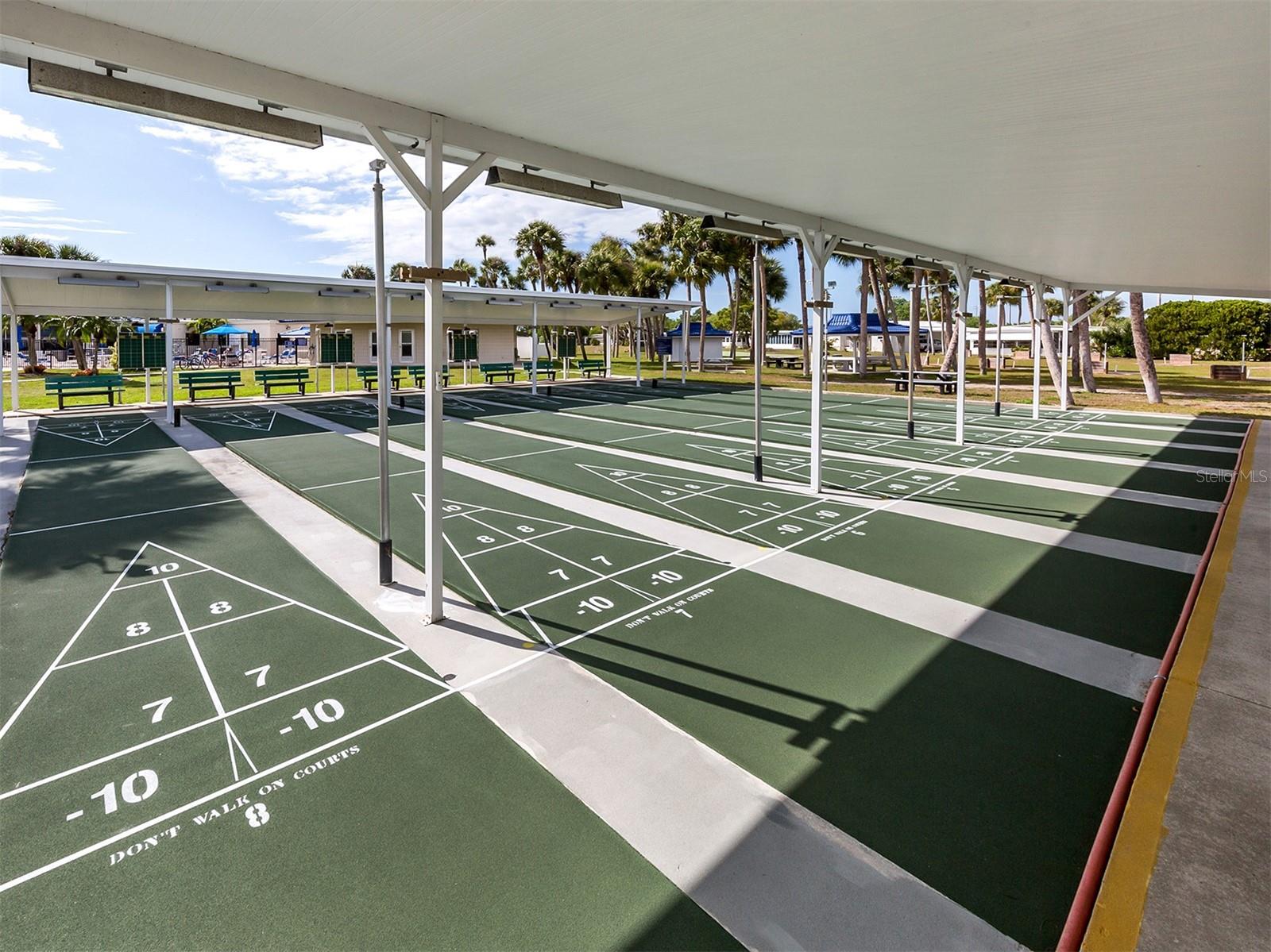 Image 44 of 78 For 1002 Jolanda Circle