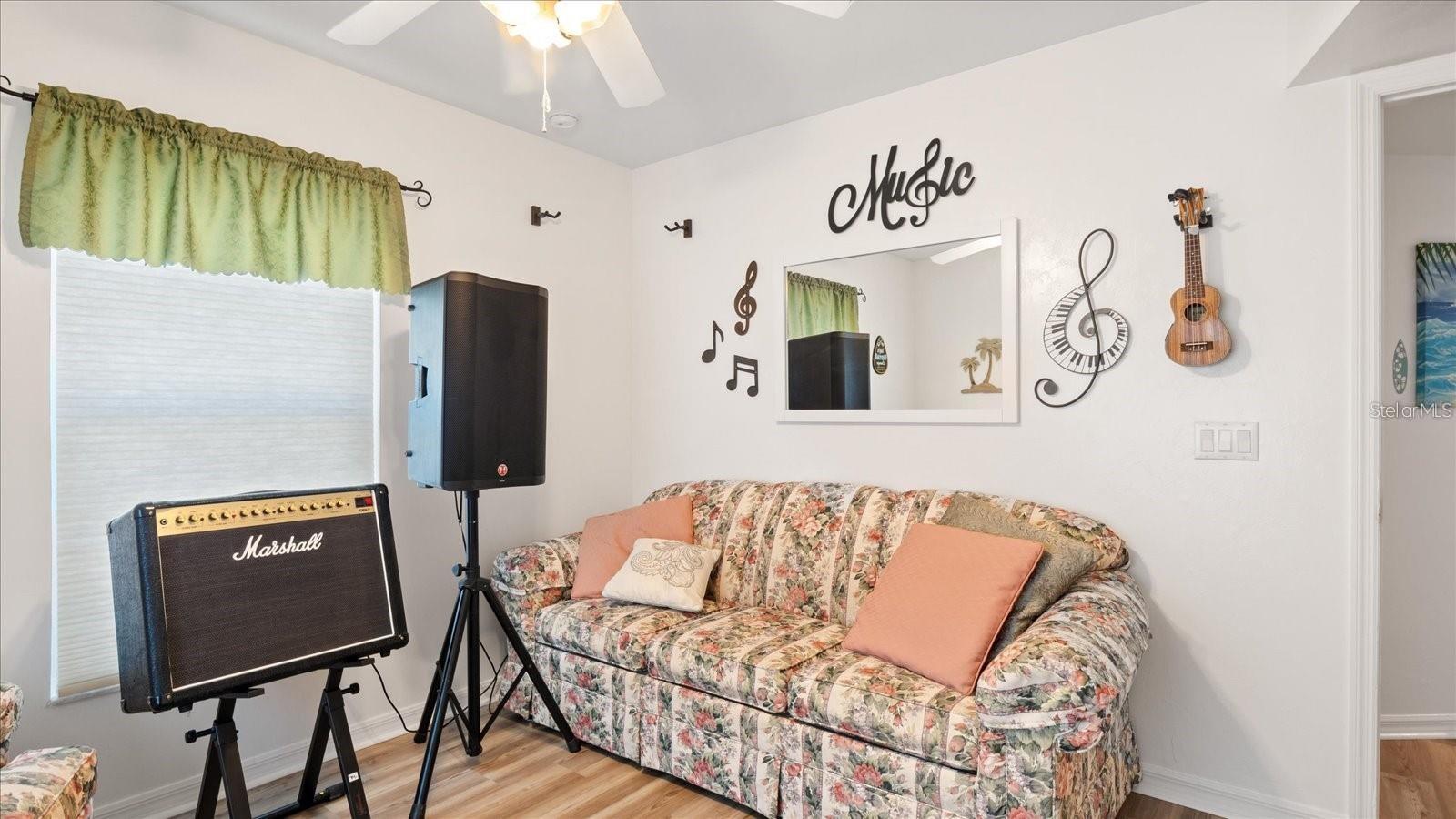 Image 16 of 28 For 11644 Egret Circle 201