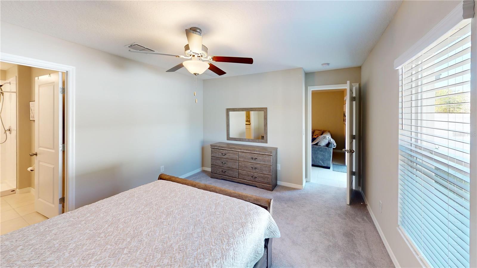 Image 10 of 20 For 421 Royal Empress Drive