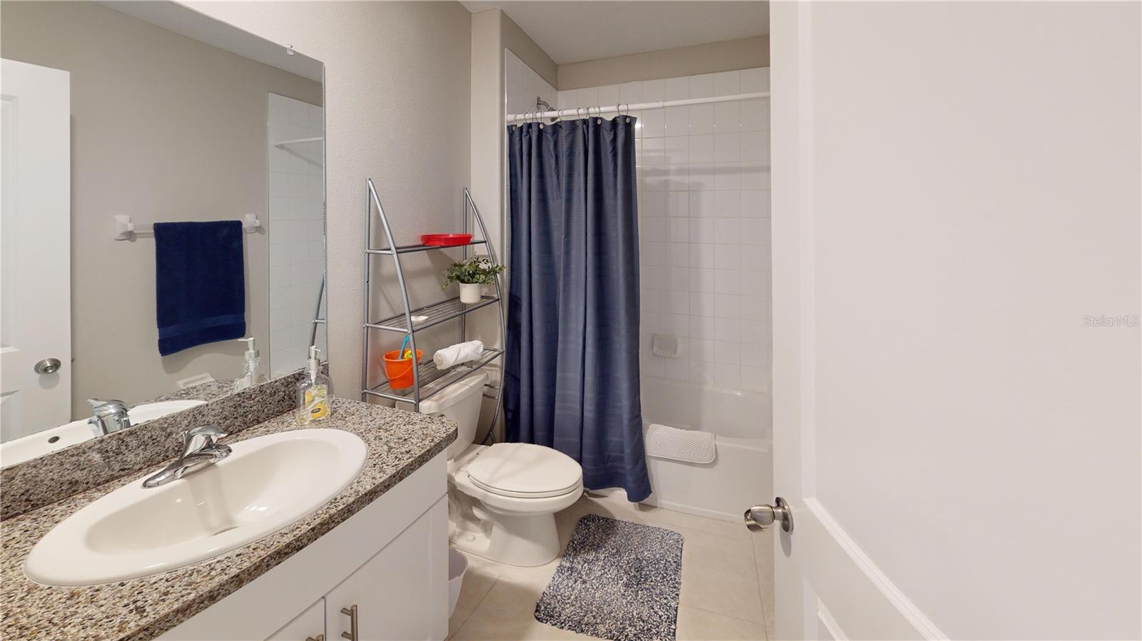 Image 17 of 20 For 421 Royal Empress Drive