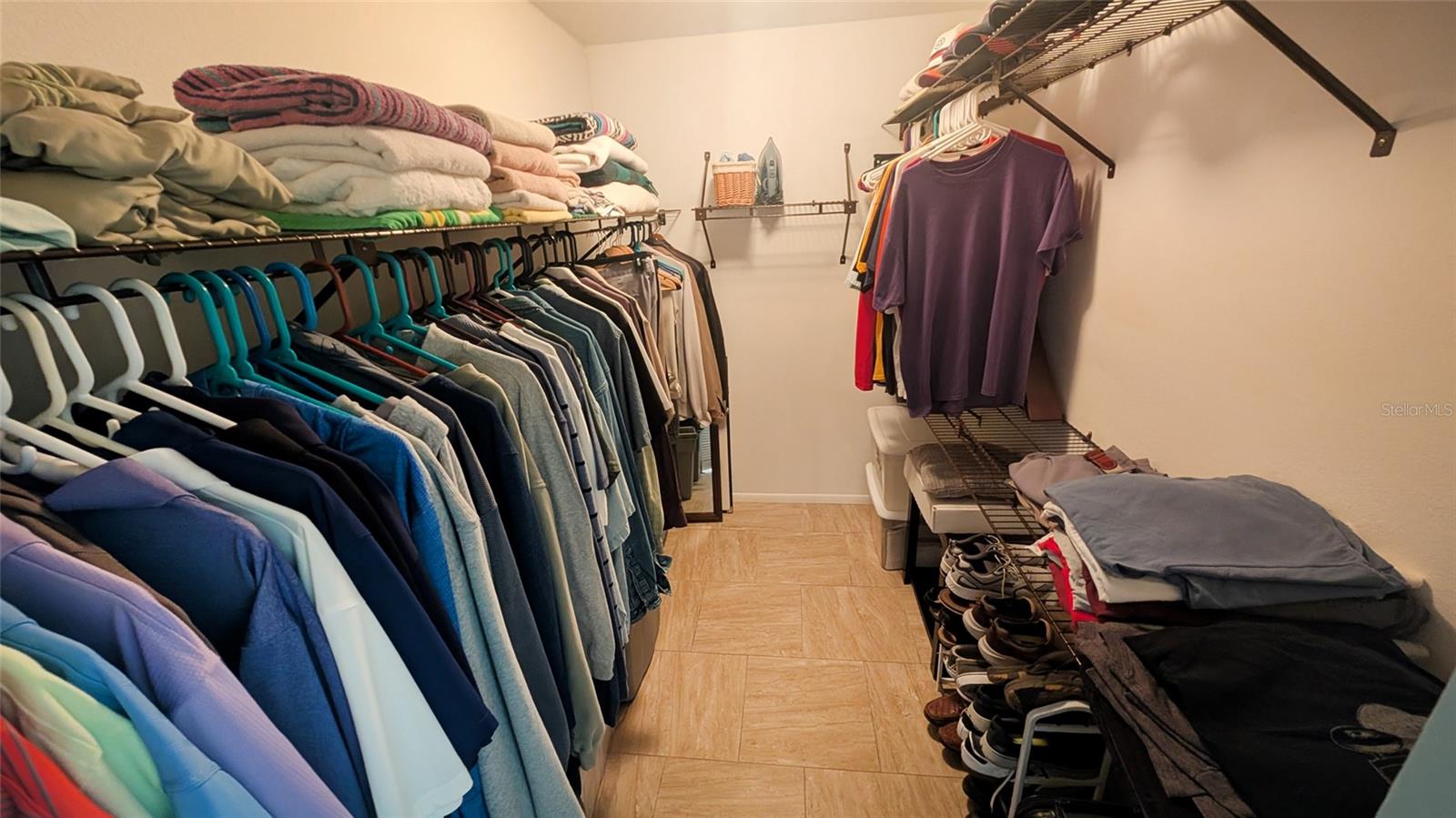 Image 16 of 32 For 676 Linden Drive