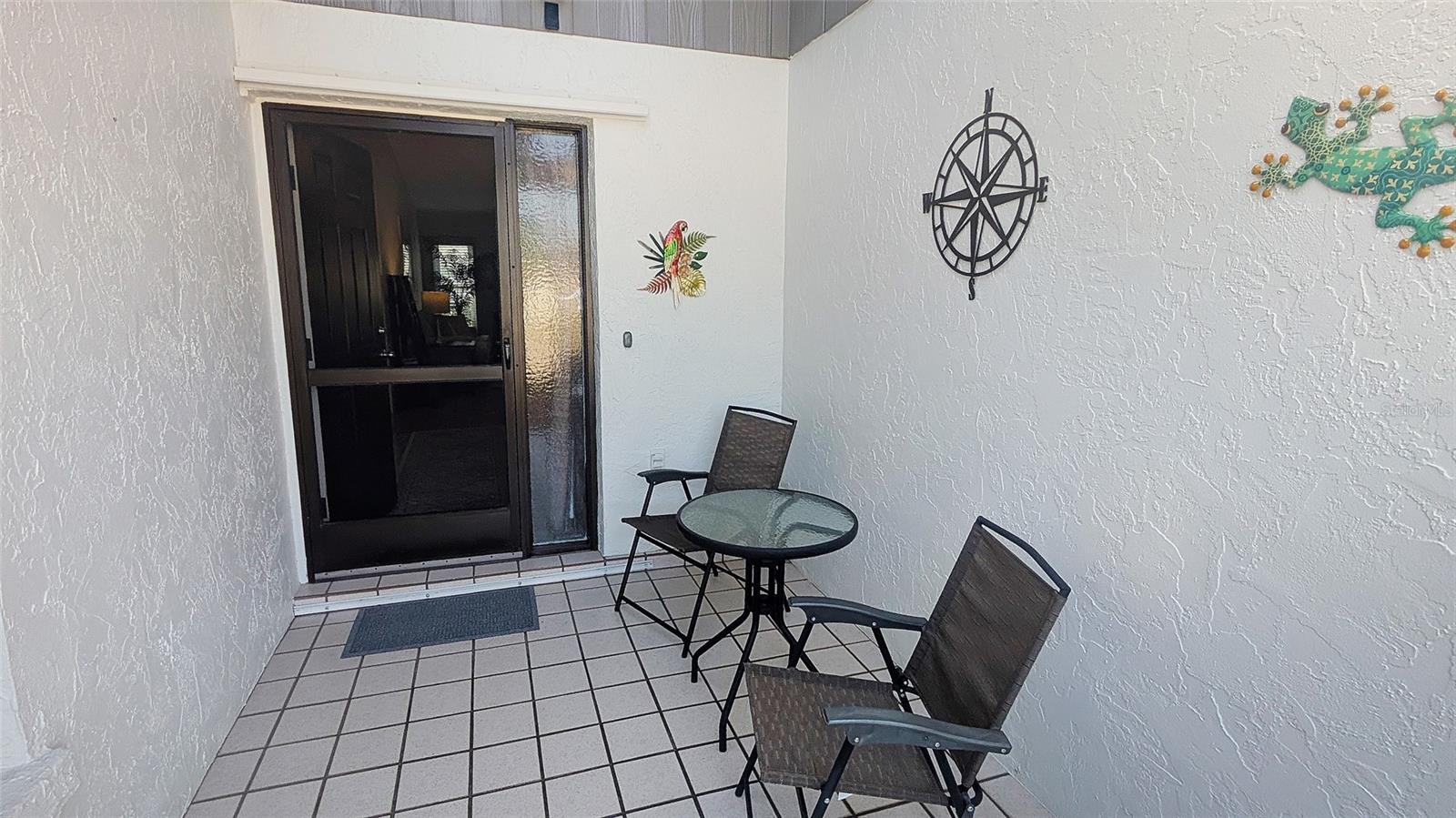 Image 4 of 32 For 676 Linden Drive