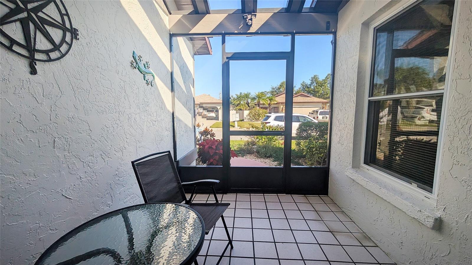 Image 5 of 32 For 676 Linden Drive