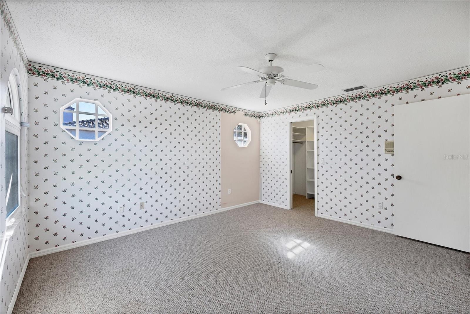 Image 28 of 85 For 500 Venezia Parkway