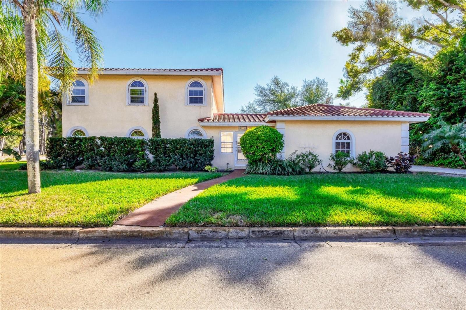 Image 46 of 85 For 500 Venezia Parkway