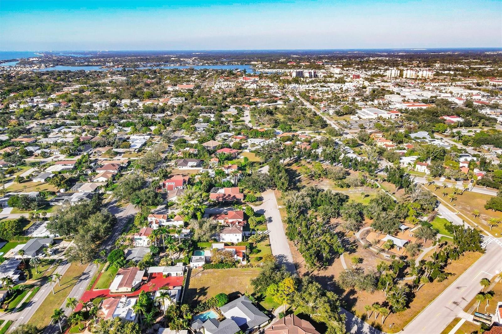 Image 50 of 85 For 500 Venezia Parkway