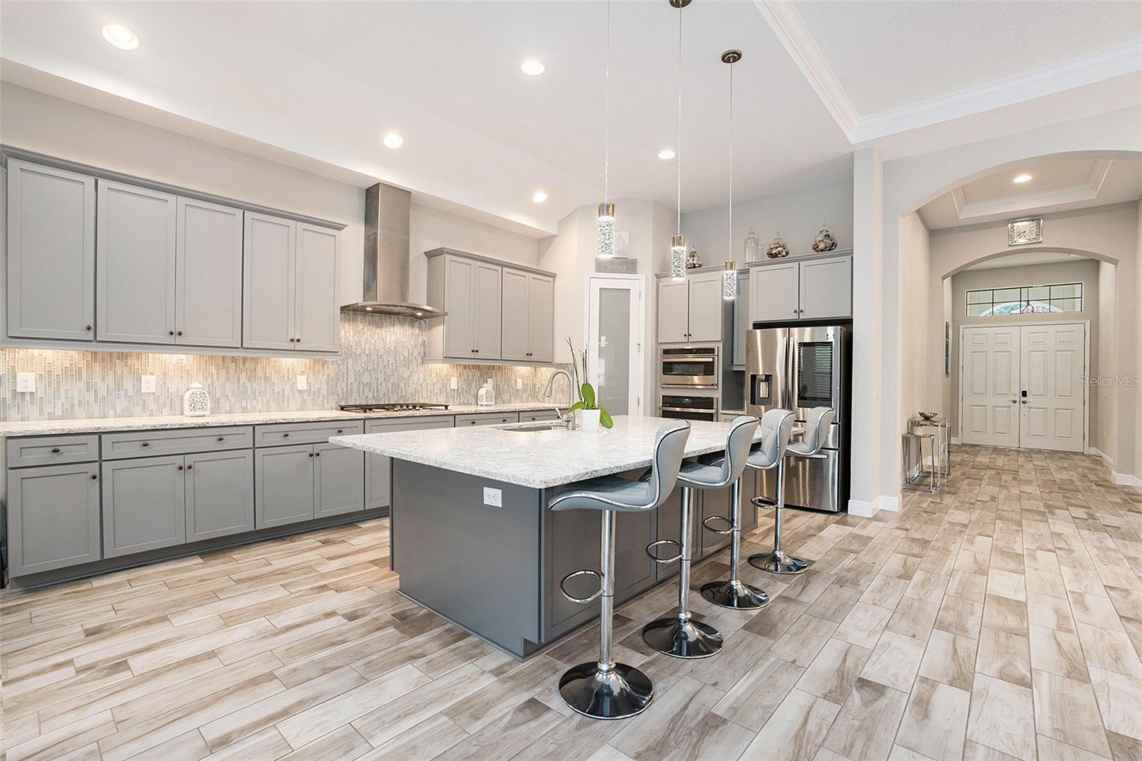 Listing photo id 12 for 21698 Amelia Rose Way