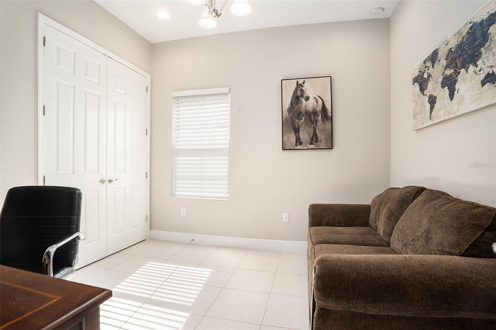 Listing photo id 23 for 21698 Amelia Rose Way