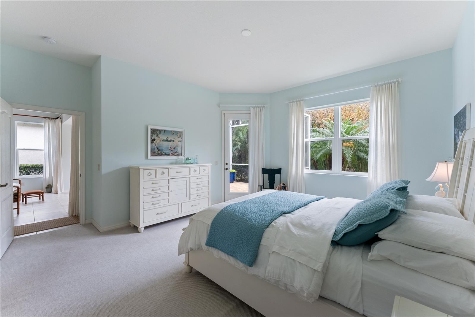 Image 23 of 69 For 11053 Barnsley Drive