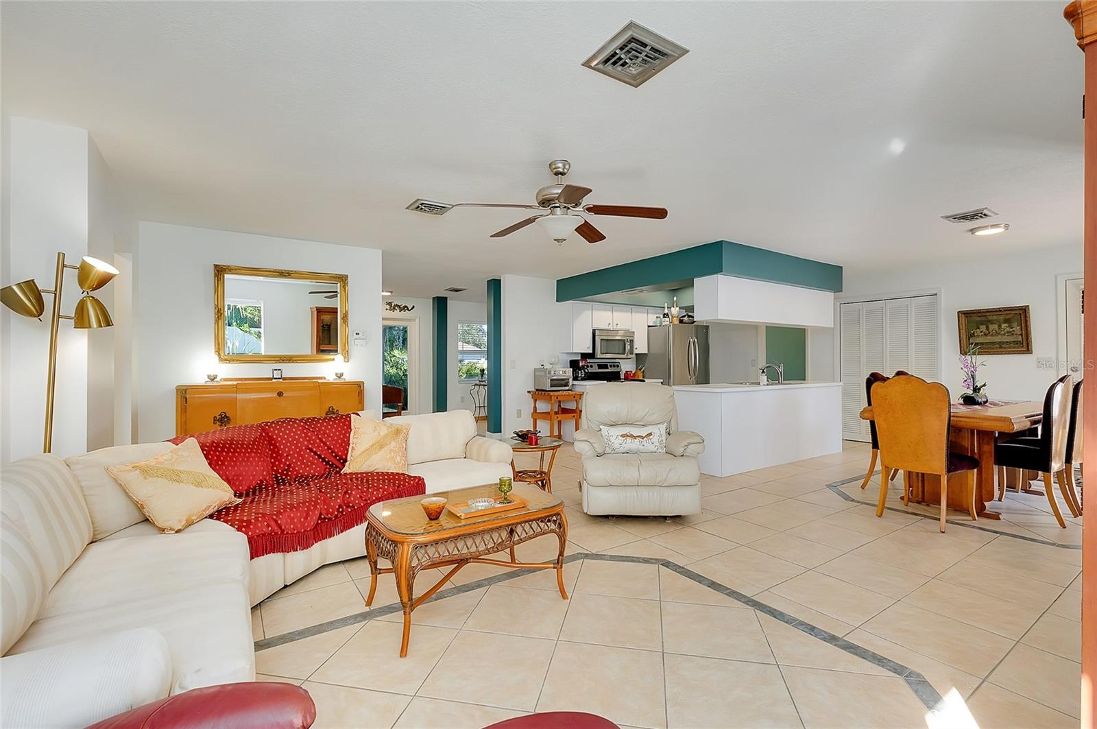 Image 14 of 45 For 2021 Allen Street