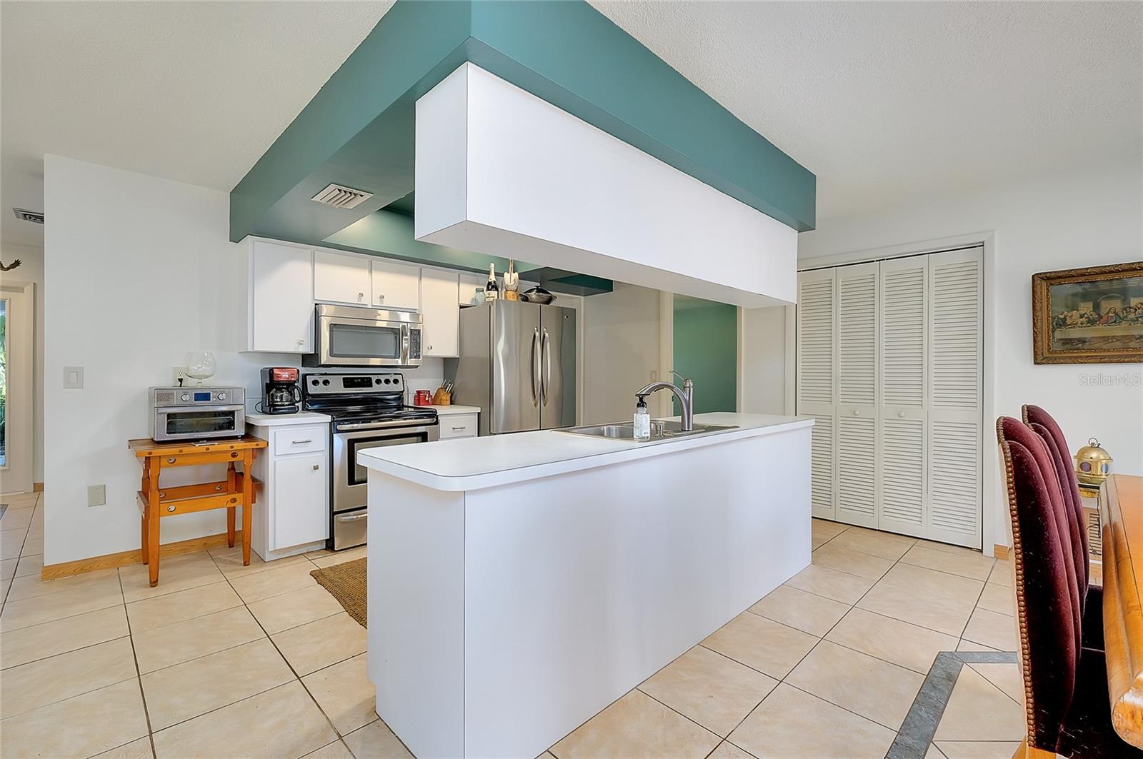 Image 15 of 45 For 2021 Allen Street