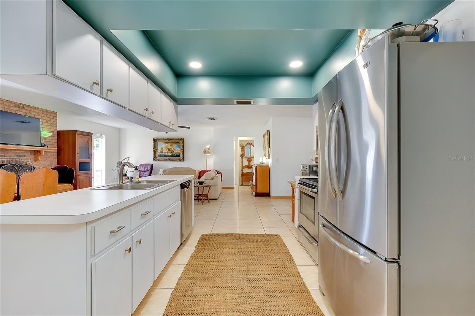 Image 18 of 45 For 2021 Allen Street