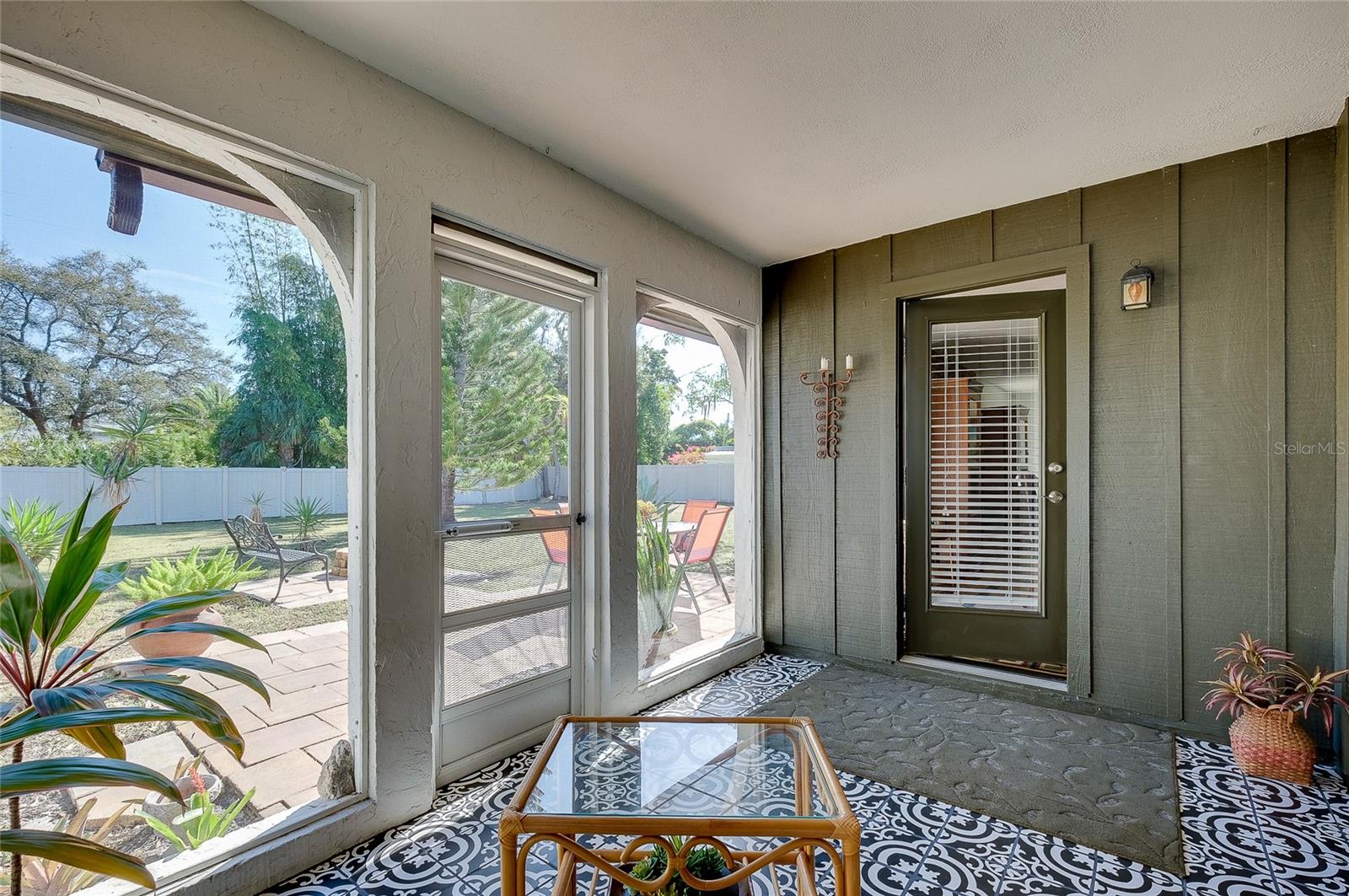 Image 23 of 45 For 2021 Allen Street