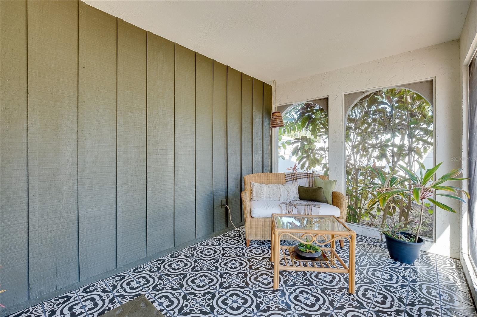 Image 24 of 45 For 2021 Allen Street