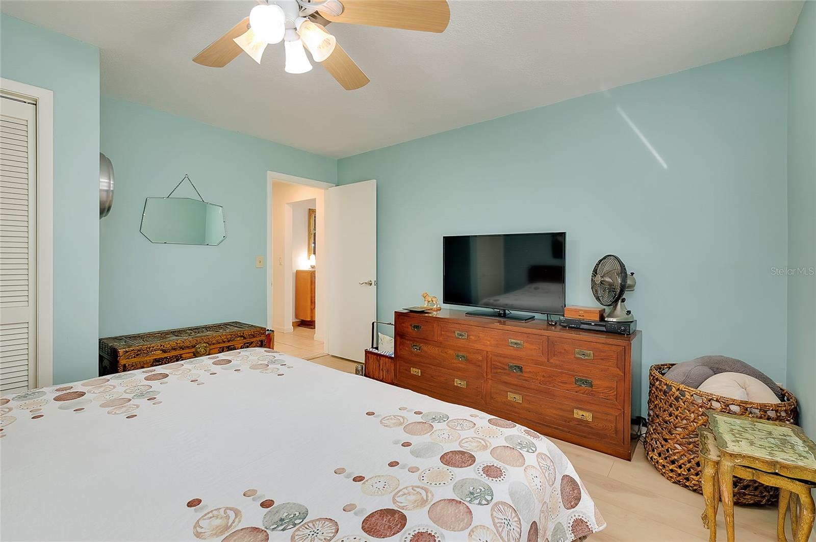 Image 27 of 45 For 2021 Allen Street