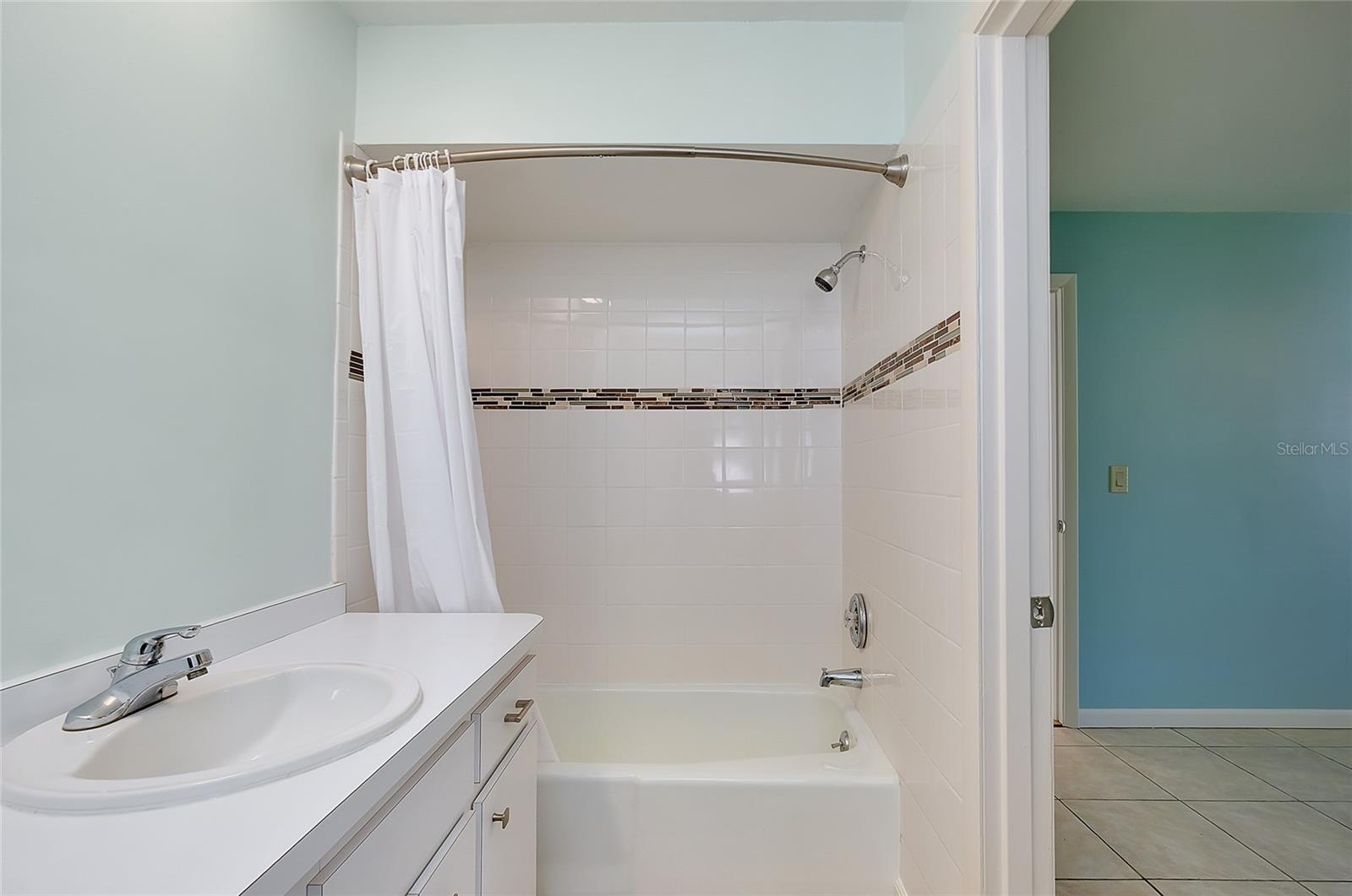 Image 34 of 45 For 2021 Allen Street