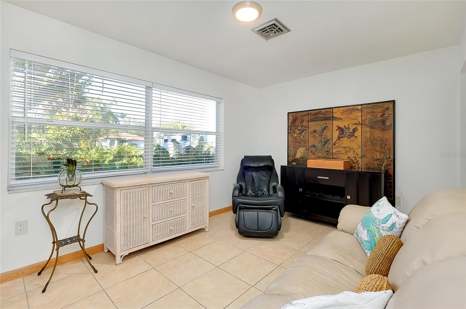 Image 6 of 45 For 2021 Allen Street