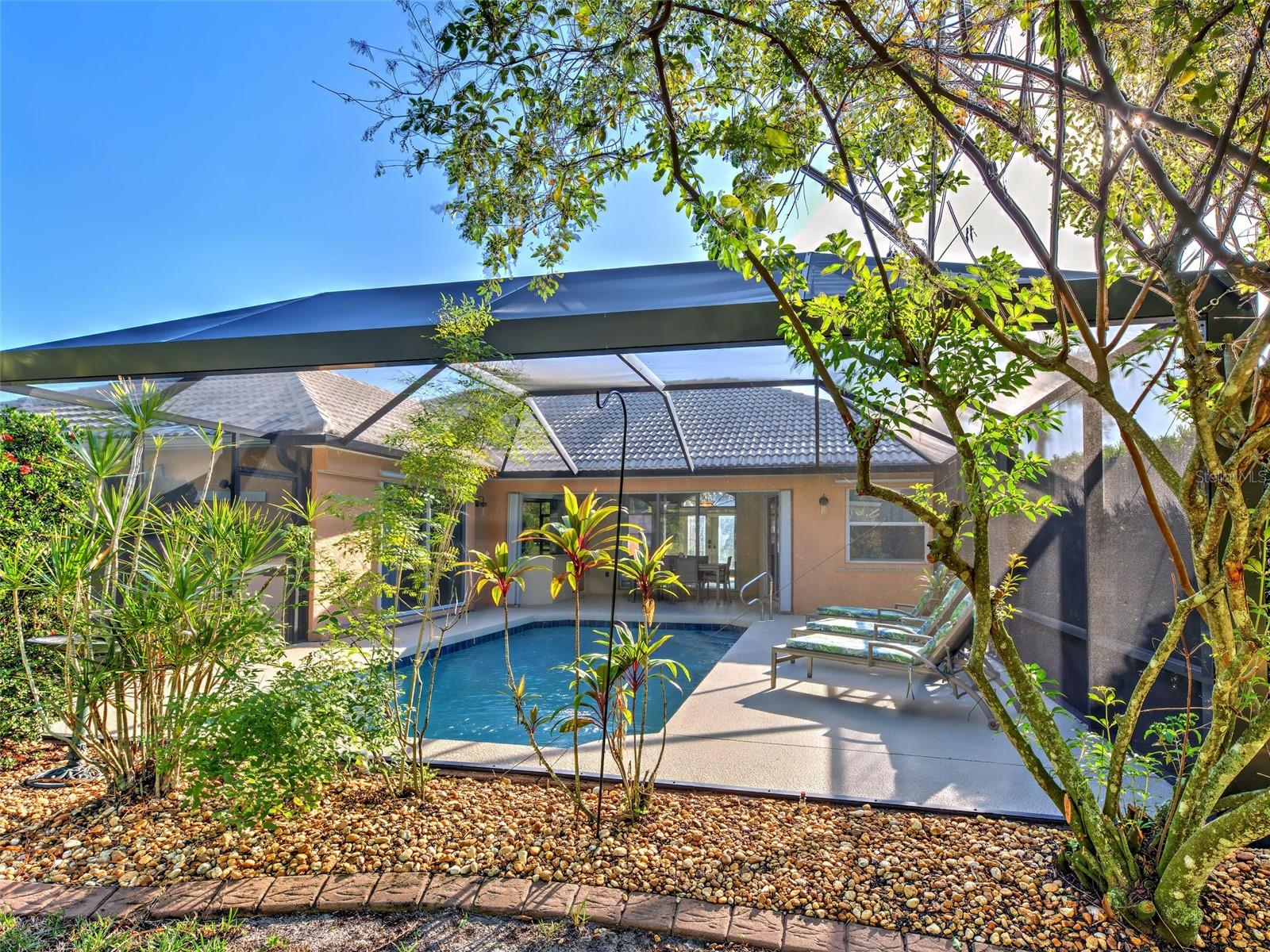 Image 43 of 44 For 181 King Palm Court