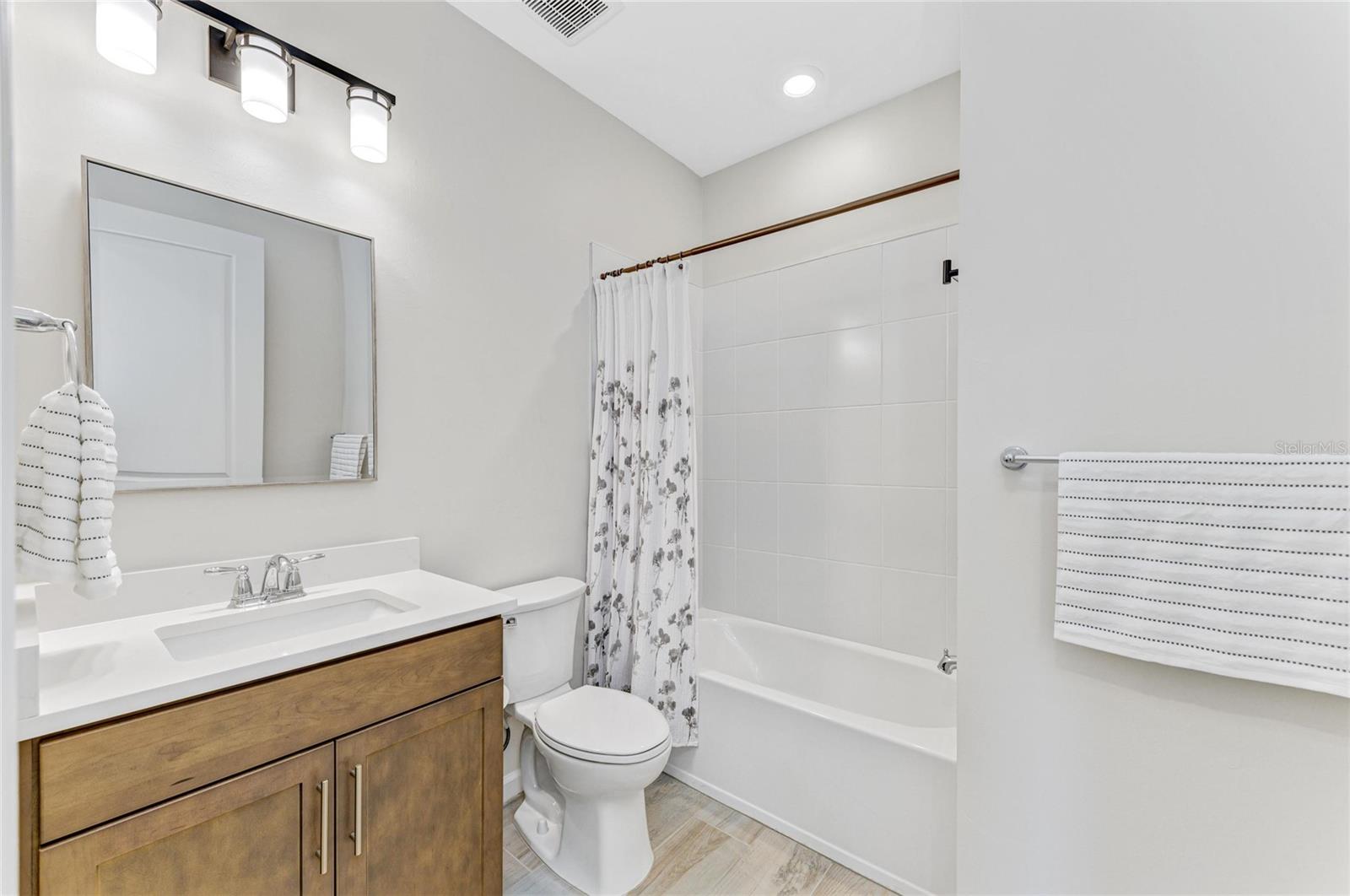 Image 25 of 32 For 25544 Royal Tern Lane