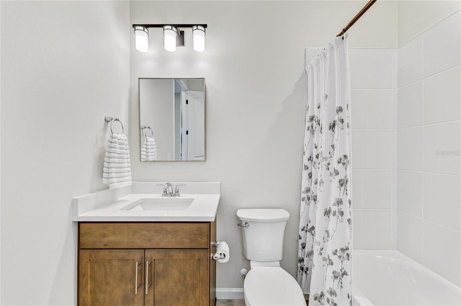 Image 26 of 32 For 25544 Royal Tern Lane