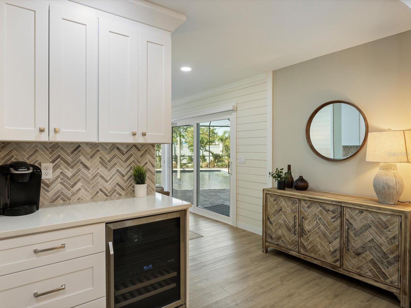 Image 28 of 73 For 842 Nokomis Avenue S