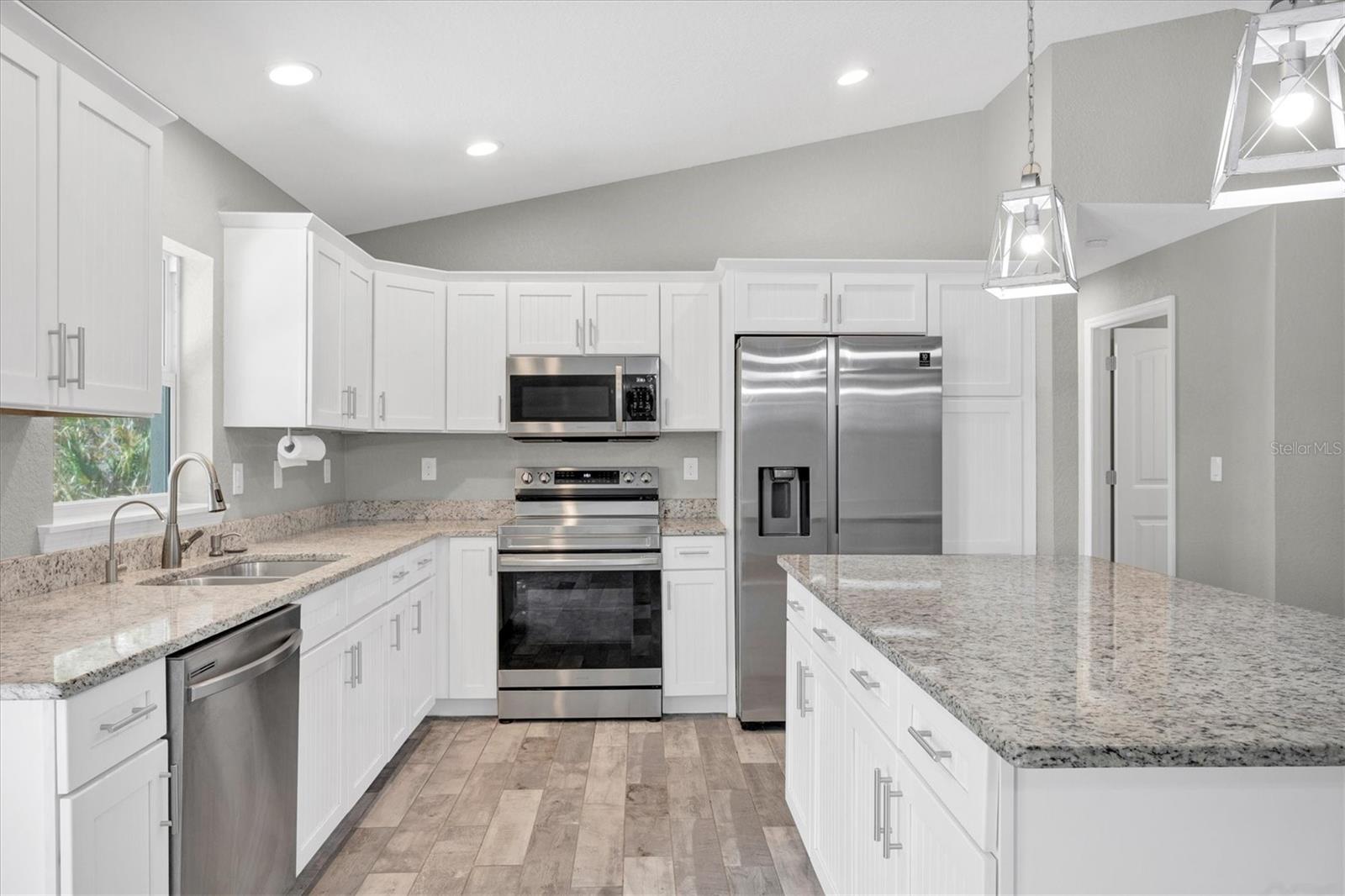 Image 16 of 33 For 14109 Kewanee Lane