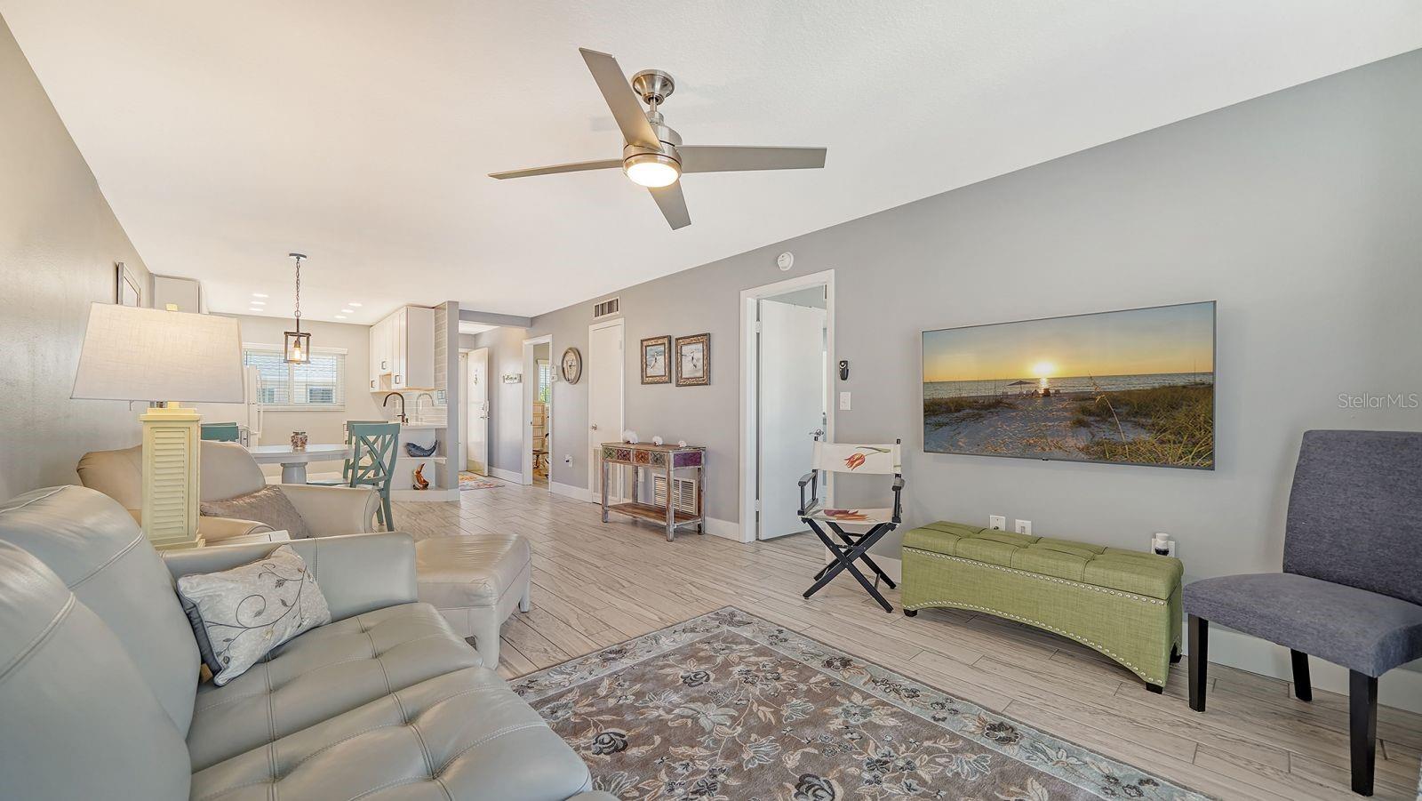 Image 6 of 40 For 708 Tamiami Trail S 308