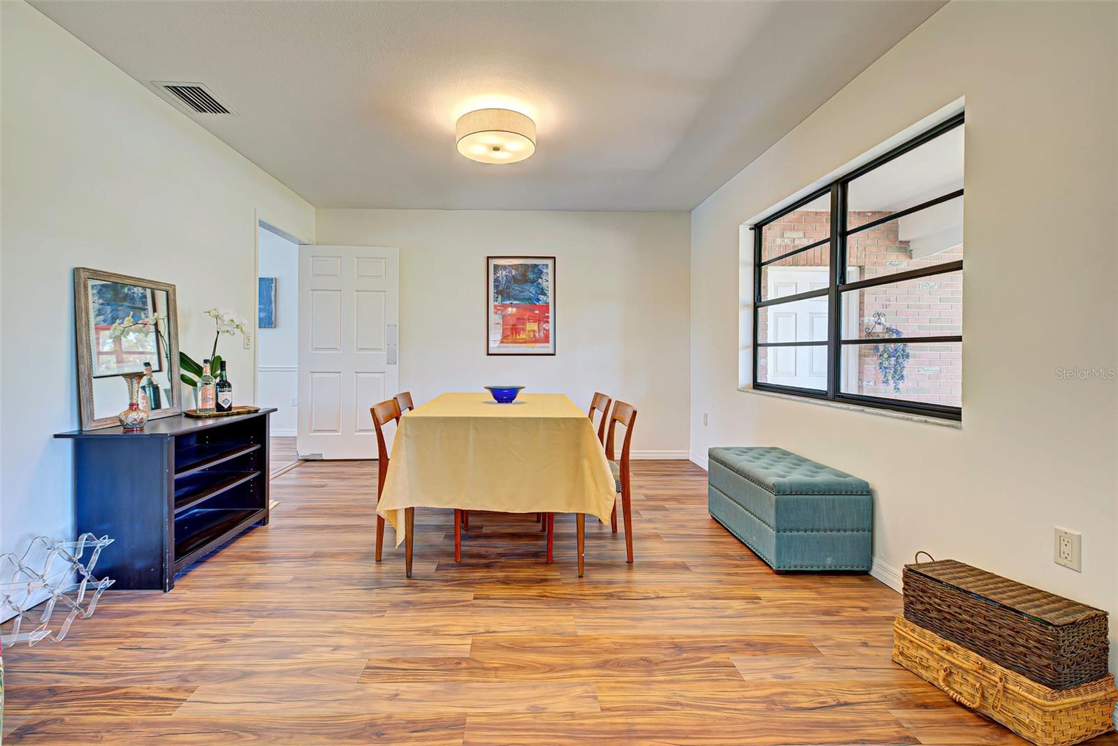 Image 20 of 89 For 1061 Owl Drive